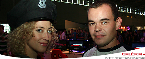 Gamescom testk&ouml;zelből